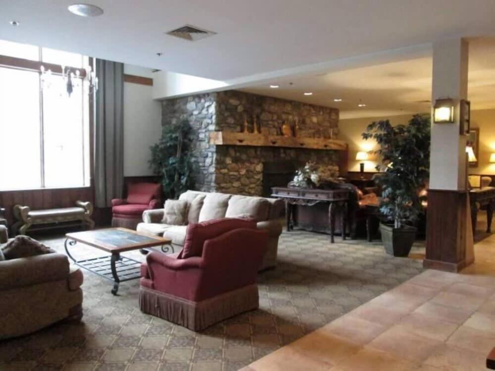 Gorgeous 1St Fl Mtn View Jiminy Suite Sleeps 4 Ski On Off Hancock Exteriör bild